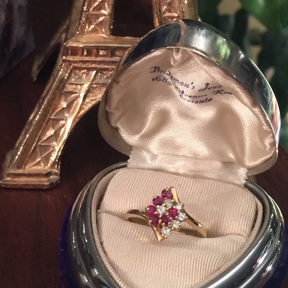 14k Gold Ruby & Diamond cocktail ring - Picture 3 of 9